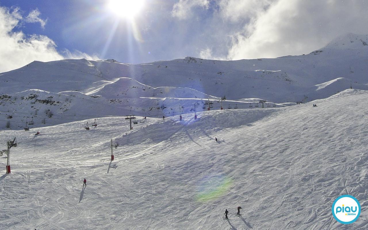 Vue sur les pistes