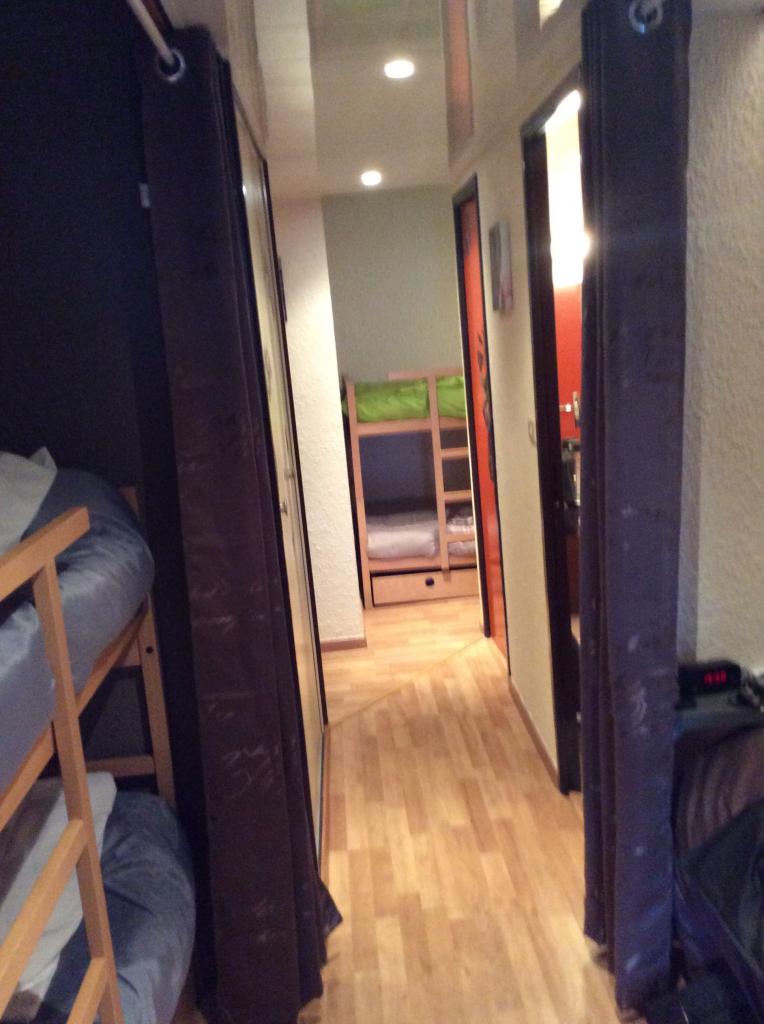 le couloir  appartement 8 places