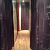 le couloir en version nuit  appartement 8 places